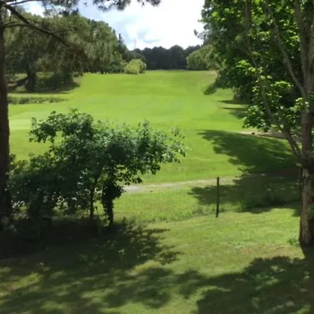 Maison Sur Le Golf, Plage Et Commerces A Pied